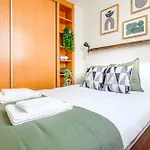 Camoes With Ac Near Metro 波尔图
