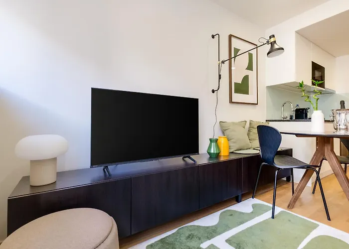 Camoes With Ac Near Metro Apartman Porto