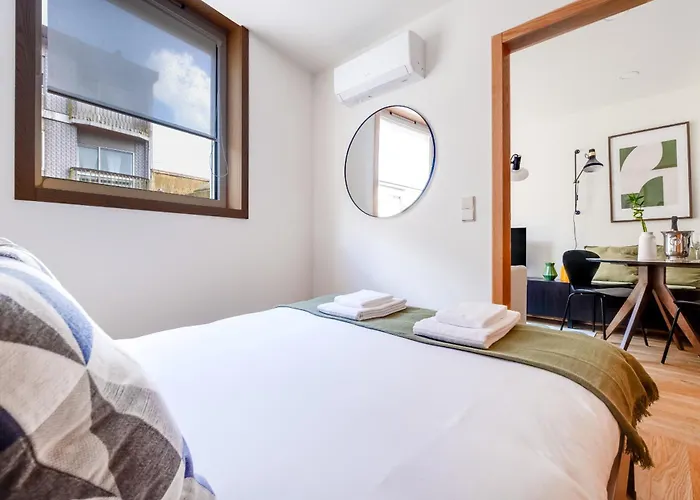 Camoes With Ac Near Metro * Porto